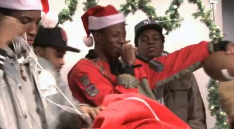 Joey Bada$$ Freestyle "How To Rap A Present" ft. Pro Era Crew