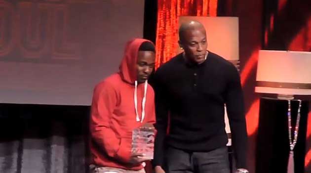 Dr. Dre Presents Kendrick Lamar with ASCAP Vanguard Award