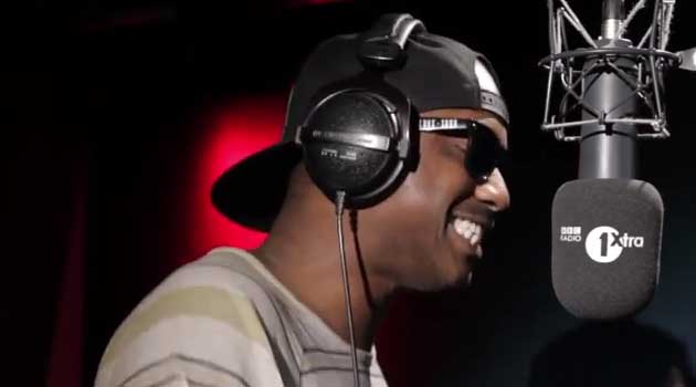 #GimmeGrime - Flirta D freestyle on 1Xtra (Video)